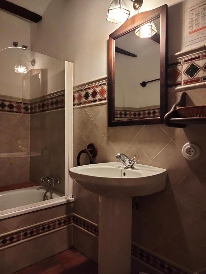 Casa Rural Y Restaurante Casa Adriano Konuk evi Alanís Dış mekan fotoğraf